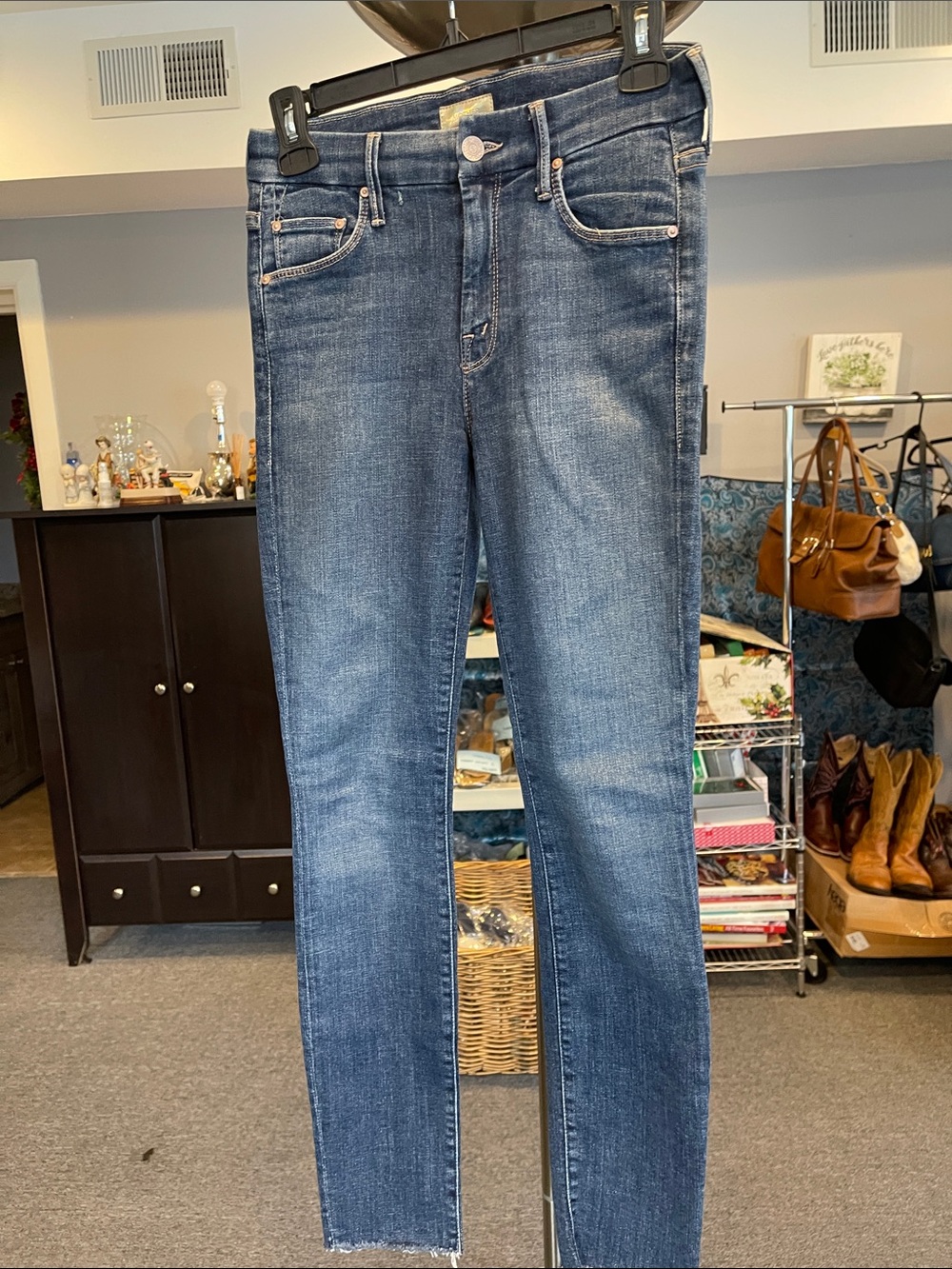 MOTHER The Looker Ankle Fray Jeans Size 25 Girl Crush Dark Wash